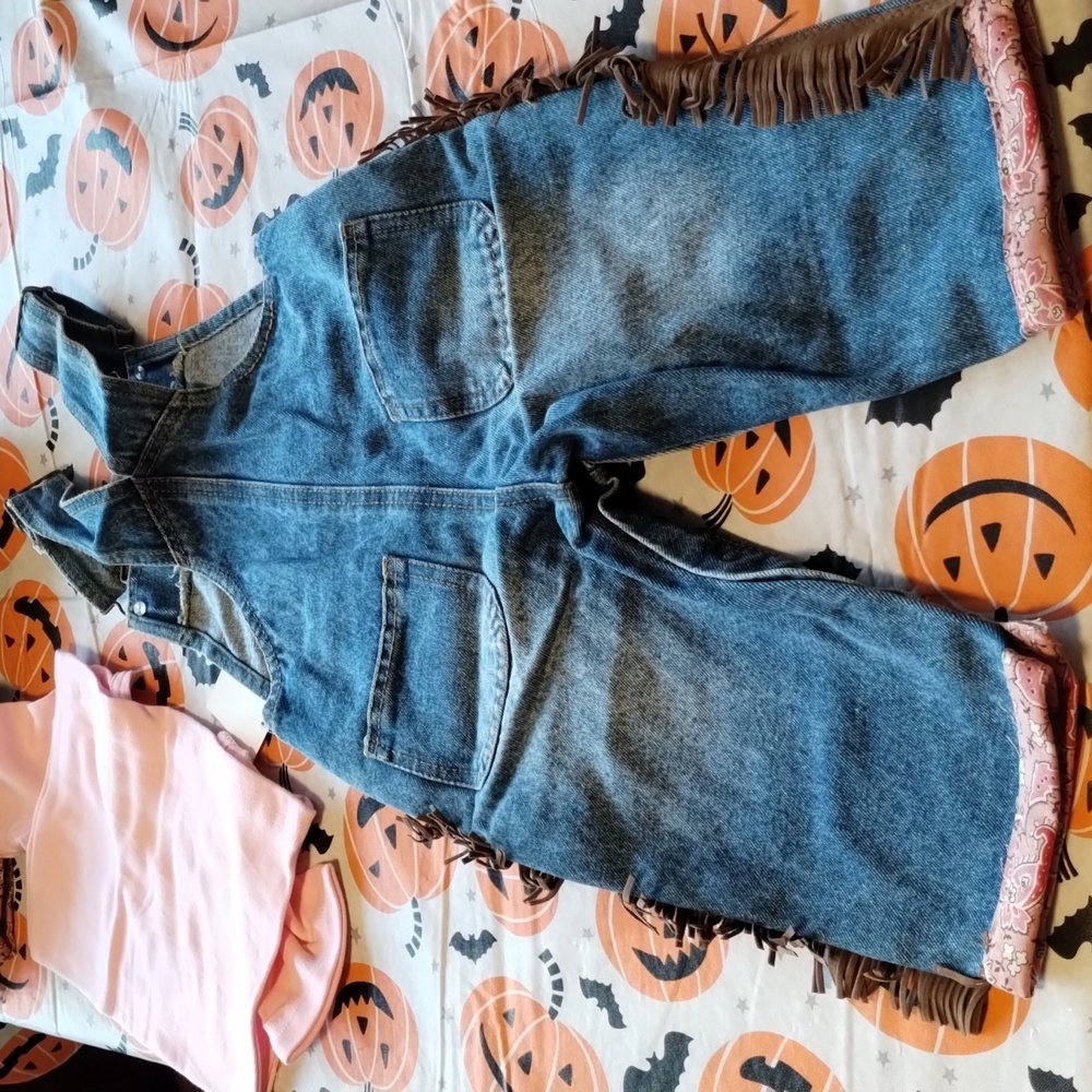 Cowgirl Overall Set - Picture 9 of 9